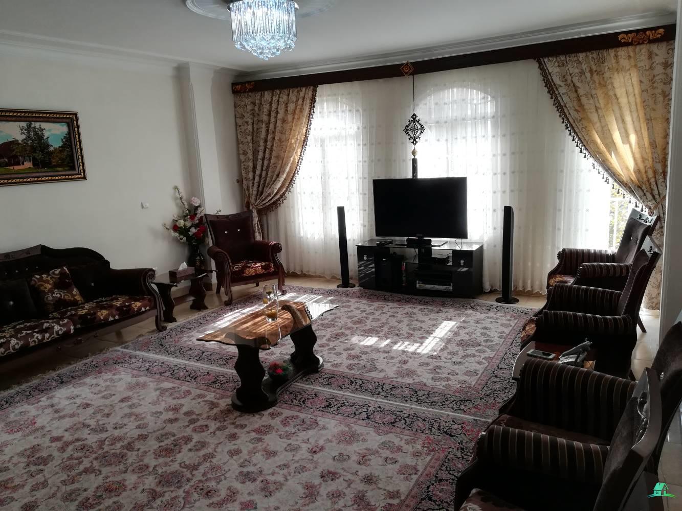 کد14144 ( آپارتمان 142 متری 3 خوابه  نوساز خیابان تالار)