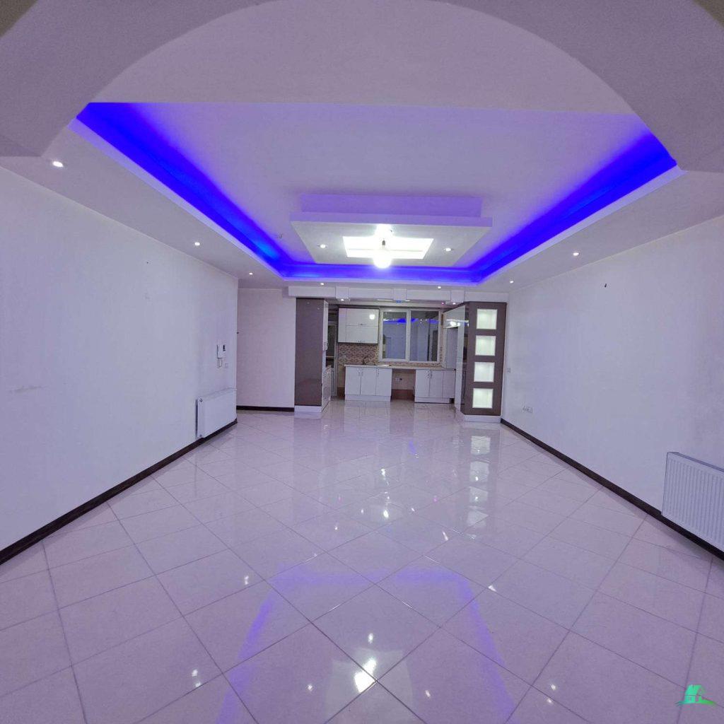 کد14068 (آپارتمان 93 متری 2 خوابه خیابان فرسان شمالی)