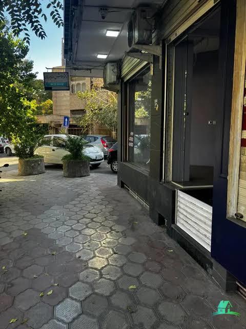 کد۱۲۲۵ (فروش تجاری 38 متری خیابان پروین) 