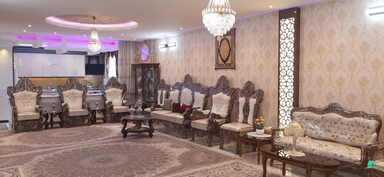 کد14053 (خانه ویلایی200 متری بازسازی شده هشت بهشت شرقی)
