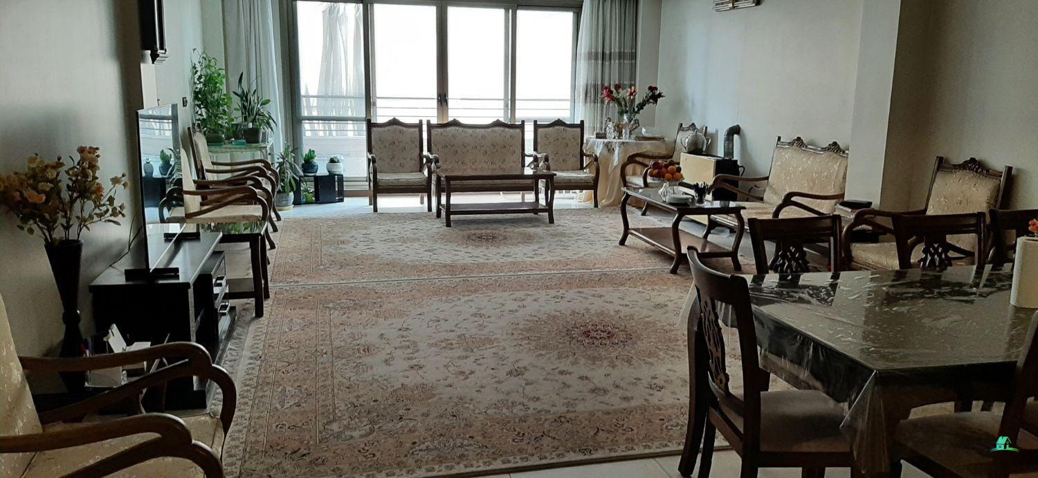 کد16019 (فروش آپارتمان  160 متری 3 خوابه شیک خیابان آذربهرام)