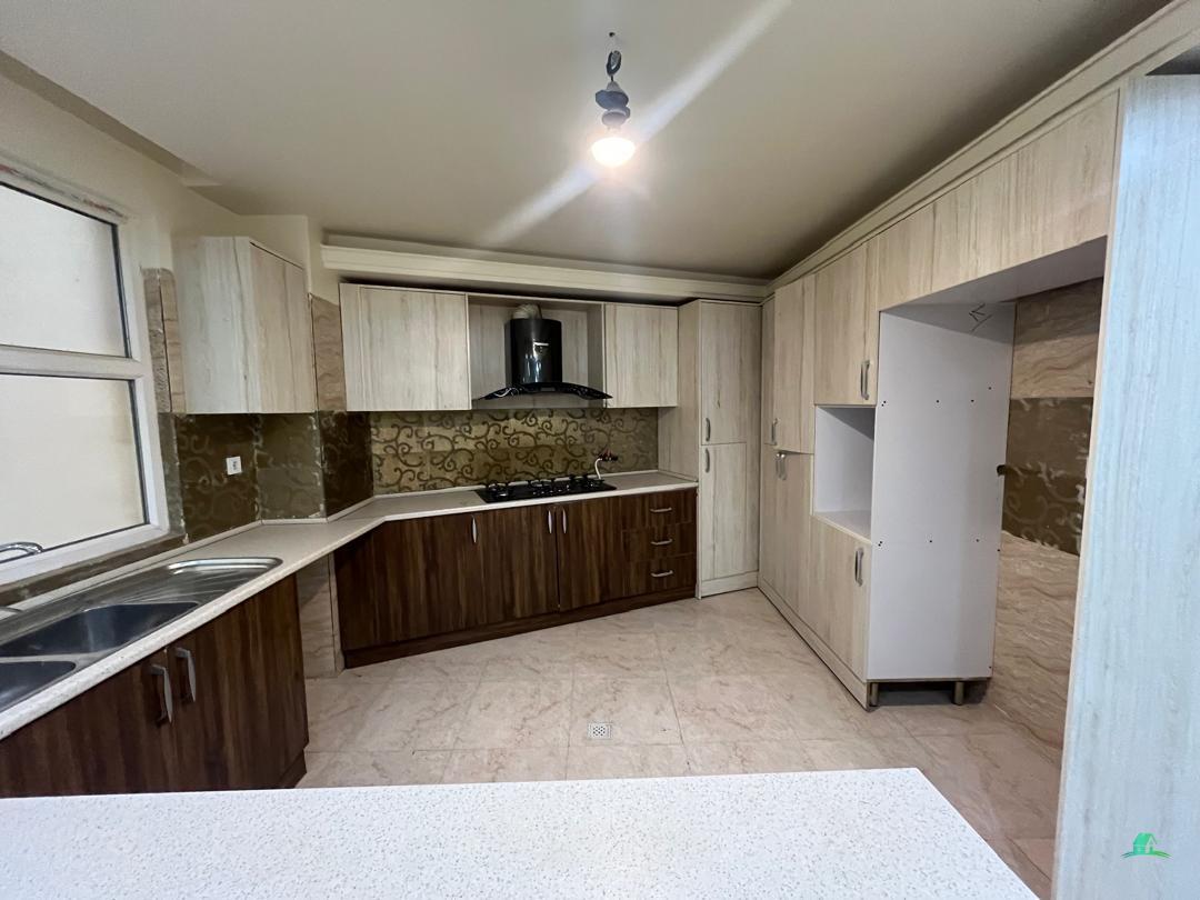 کد 1203 (اپارتمان 192 متری شیک خیابان احمدآباد)