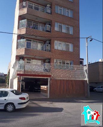 کد 8470 ( فروش آپارتمان شیک دوخوابه در خواجه عمید )