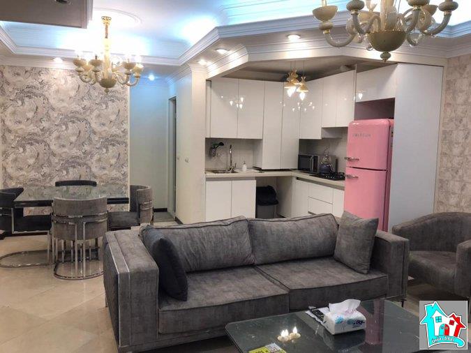 کد9528 (آپارتمان 80 متری فول خیابان حکیم شفایی دوم)