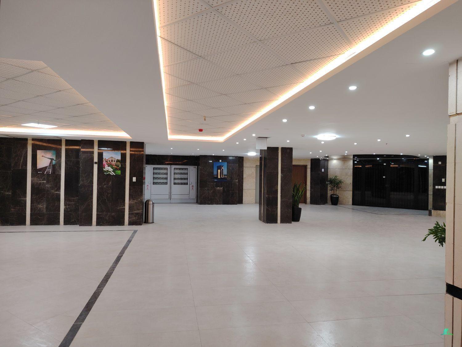 کد16054 ( آپارتمان 90 متری 2 خوابه کلیدنخورده آذربهرام)
