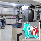 کد9535 ( آپارتمان 85 متری دوخوابه خ حکیم شفایی دوم)